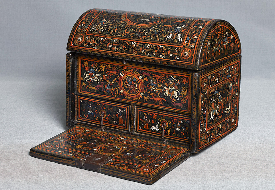 Cofrecillo con frente abatible